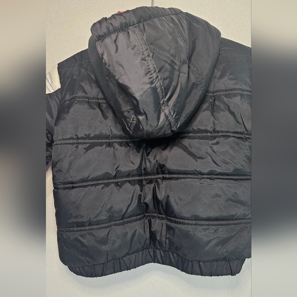 Nike Air Jordan Puffer Jacket Boys Black Red White Jumpman Logo size 3T - Picture 9 of 12